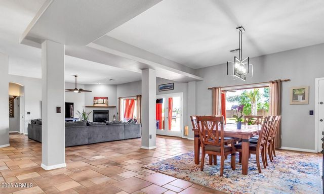 2699 E CLAXTON Road, Gilbert, AZ 85297