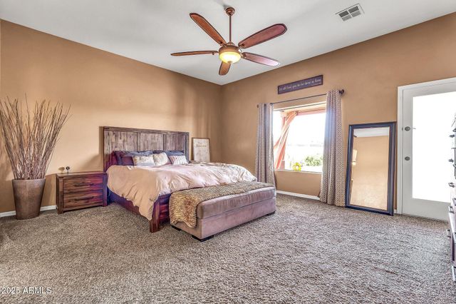 2699 E CLAXTON Road, Gilbert, AZ 85297