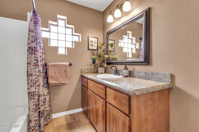 2699 E CLAXTON Road, Gilbert, AZ 85297