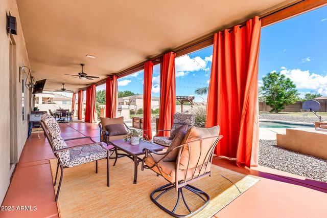 2699 E CLAXTON Road, Gilbert, AZ 85297