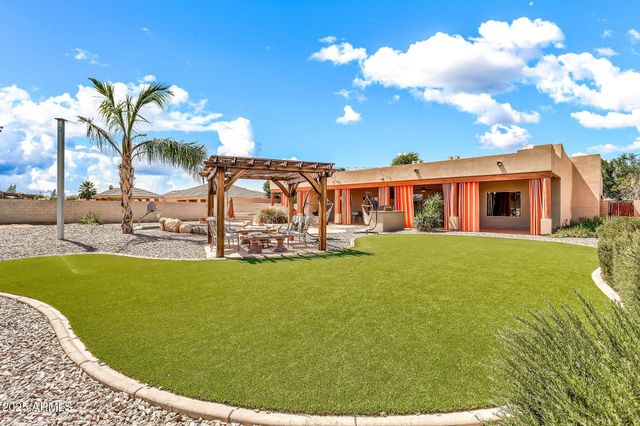 2699 E CLAXTON Road, Gilbert, AZ 85297