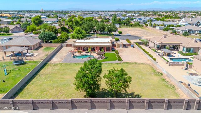 2699 E CLAXTON Road, Gilbert, AZ 85297