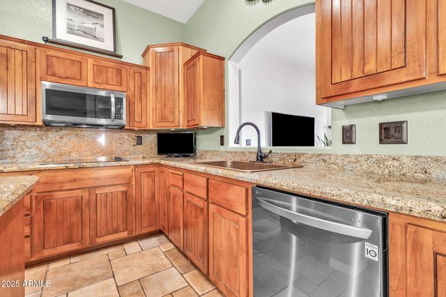 2699 E CLAXTON Road, Gilbert, AZ 85297