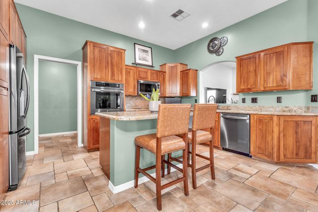 2699 E CLAXTON Road, Gilbert, AZ 85297