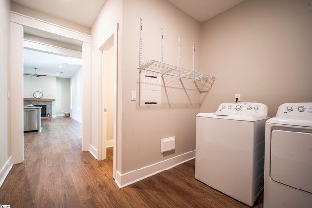 221 Wood River Way, Taylors, SC 29687