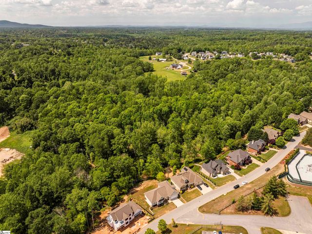 221 Wood River Way, Taylors, SC 29687