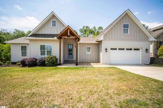 221 Wood River Way, Taylors, SC 29687
