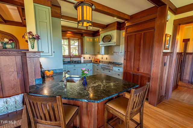 28120 Osceola Road, Abingdon, VA 24211