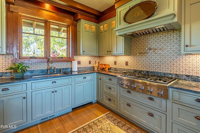 28120 Osceola Road, Abingdon, VA 24211