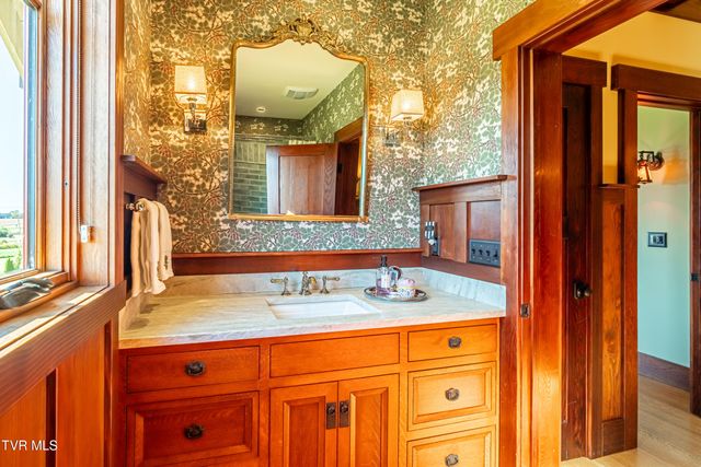 28120 Osceola Road, Abingdon, VA 24211