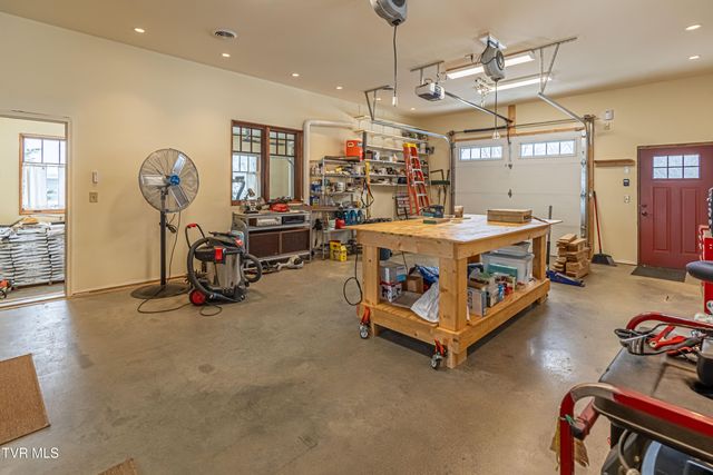 28120 Osceola Road, Abingdon, VA 24211