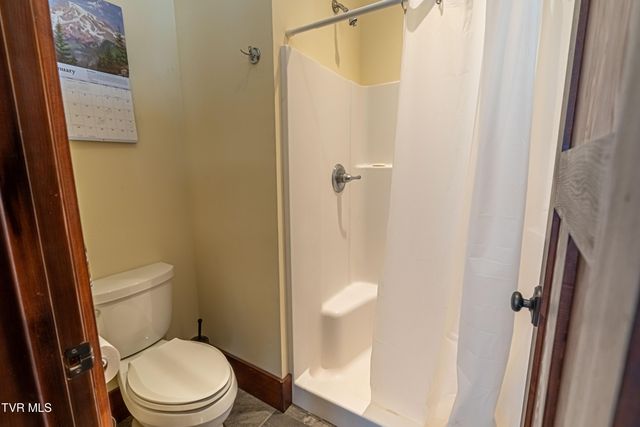 28120 Osceola Road, Abingdon, VA 24211