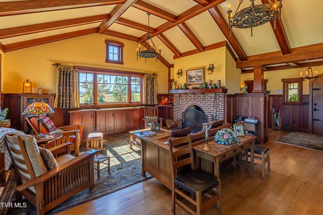 28120 Osceola Road, Abingdon, VA 24211