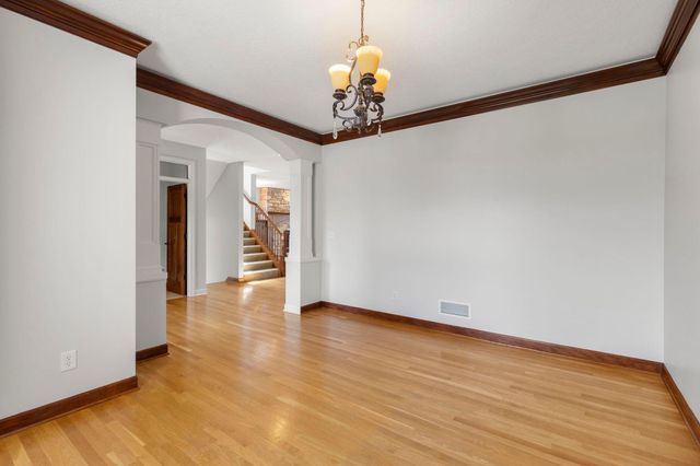1634 Isabella Parkway, Chaska, MN 55318