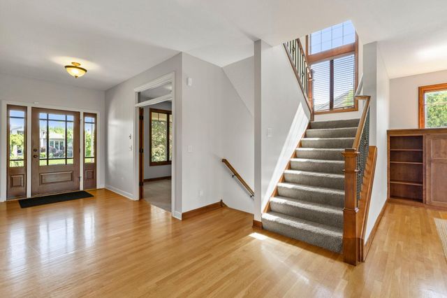 1634 Isabella Parkway, Chaska, MN 55318