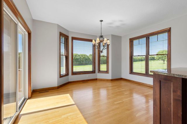 1634 Isabella Parkway, Chaska, MN 55318