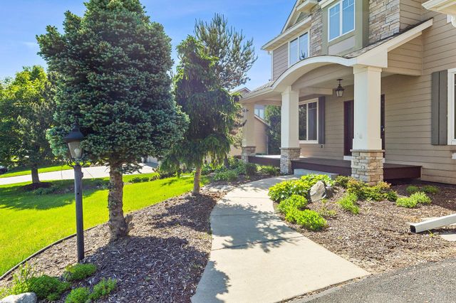 1634 Isabella Parkway, Chaska, MN 55318