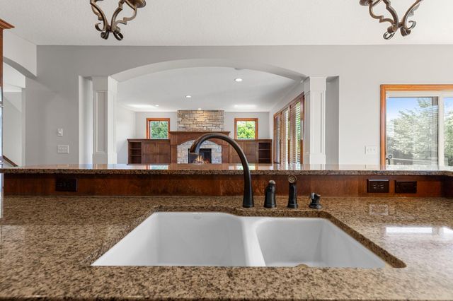 1634 Isabella Parkway, Chaska, MN 55318