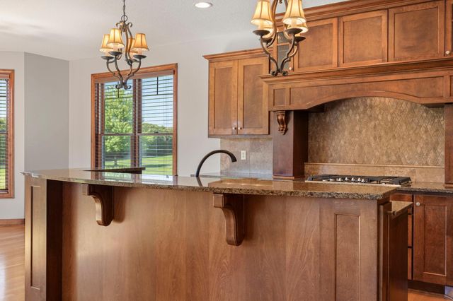 1634 Isabella Parkway, Chaska, MN 55318