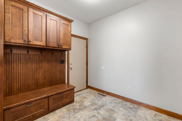 1634 Isabella Parkway, Chaska, MN 55318