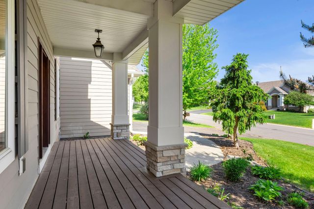 1634 Isabella Parkway, Chaska, MN 55318