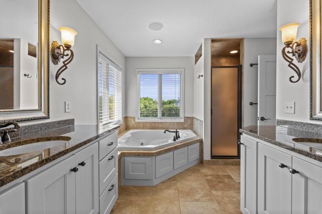 1634 Isabella Parkway, Chaska, MN 55318