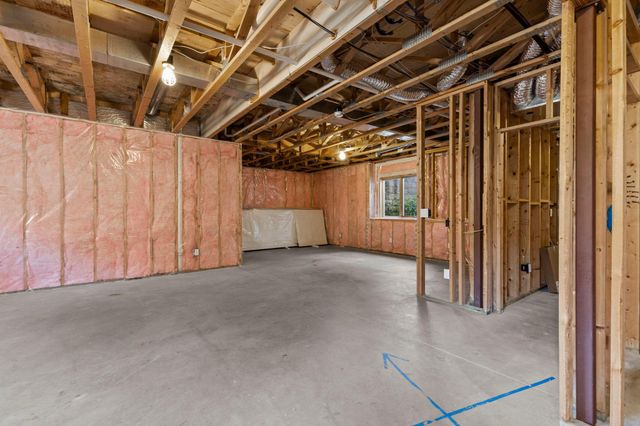 1634 Isabella Parkway, Chaska, MN 55318