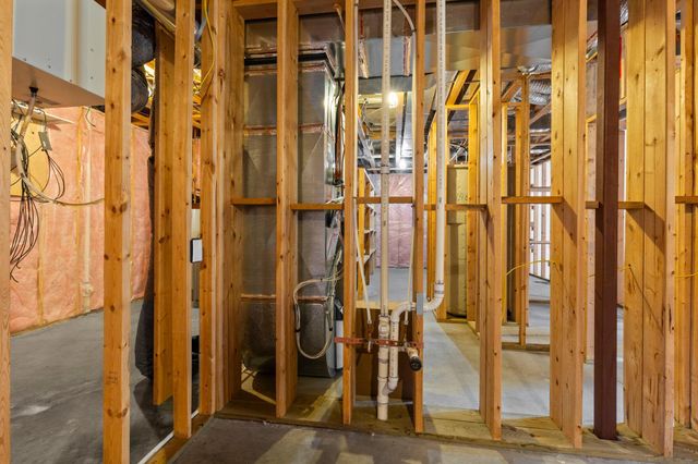 1634 Isabella Parkway, Chaska, MN 55318