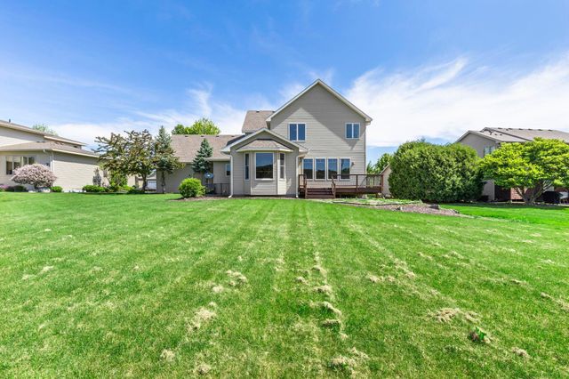1634 Isabella Parkway, Chaska, MN 55318