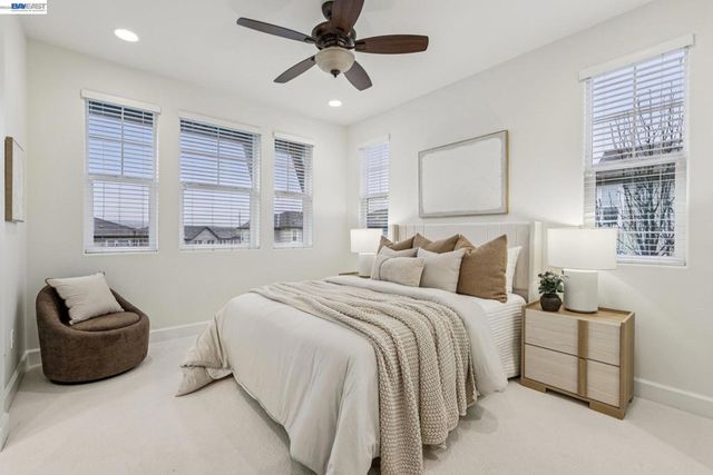 3933 Portola Cmn 1, Livermore, CA 94551