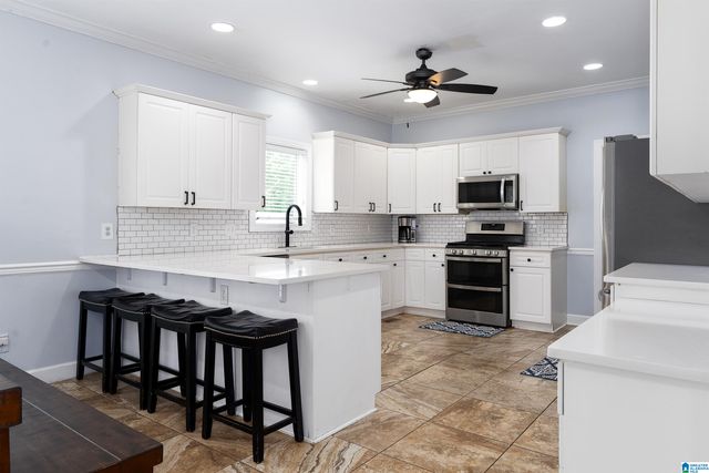 124 MAPLE TRACE, Hoover, AL 35244