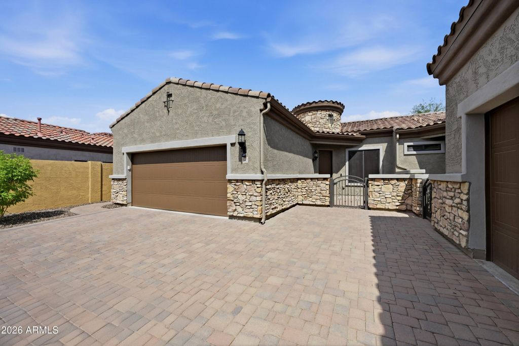 1842 N RED Cliff, Mesa, AZ 85207 — exterior