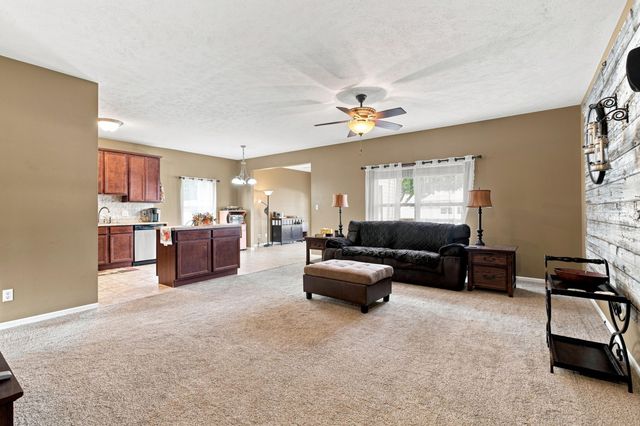 1926 Boardwalk Circle E, Portage, IN 46368