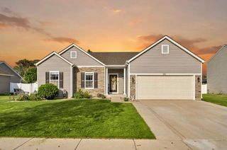 1926 Boardwalk Circle E, Portage, IN 46368