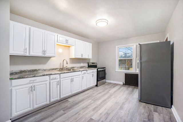 74 Union Street S, Battle Creek, MI 49017