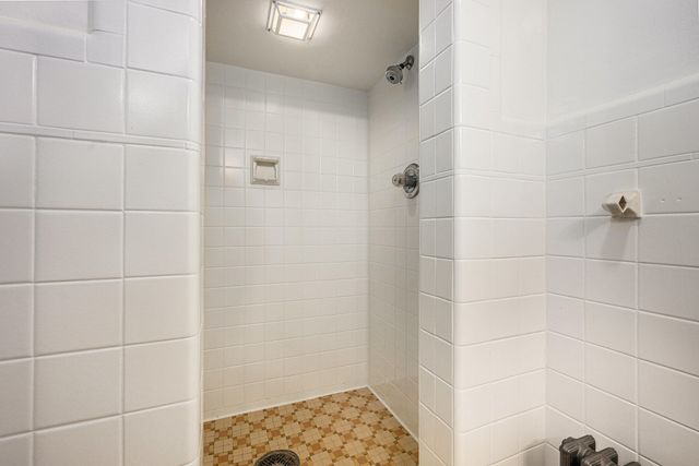 74 Union Street S, Battle Creek, MI 49017