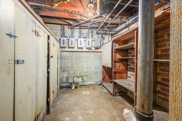 74 Union Street S, Battle Creek, MI 49017