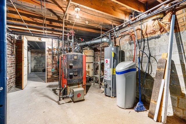 74 Union Street S, Battle Creek, MI 49017