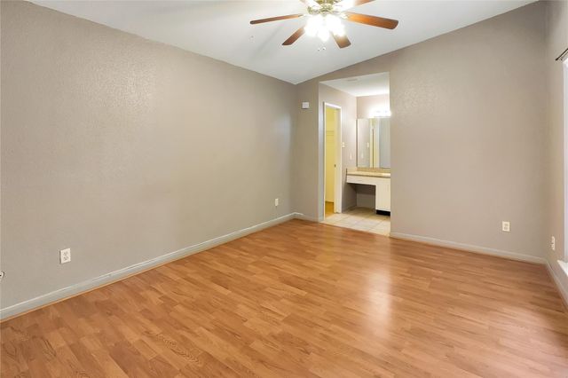 8100 Cambridge Street 158, Houston, TX 77054