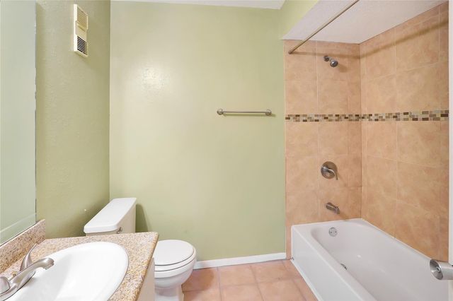 8100 Cambridge Street 158, Houston, TX 77054
