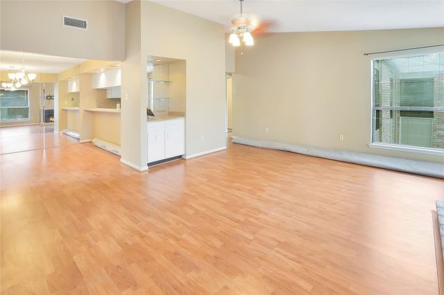 8100 Cambridge Street 158, Houston, TX 77054