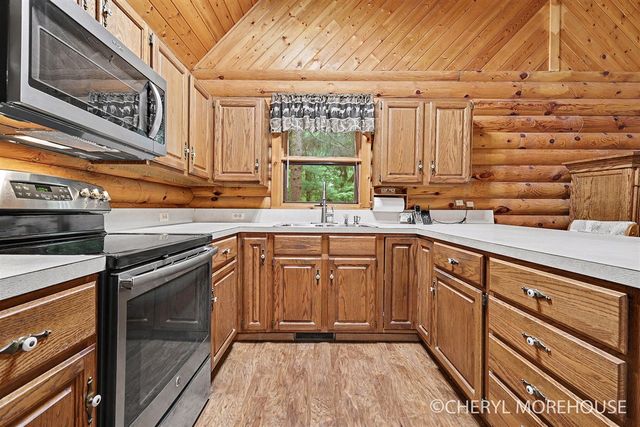 1951 N Norris Road, Middleville, MI 49333