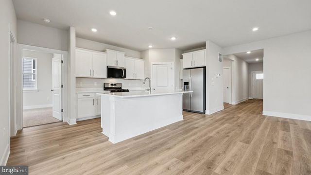 208 TETON CT, Monroeville, NJ 08343