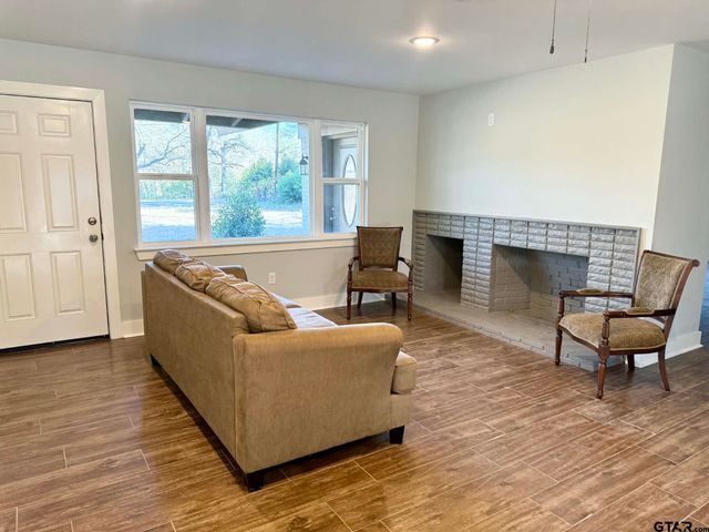 6258 Highway 37, Mineola, TX 75773