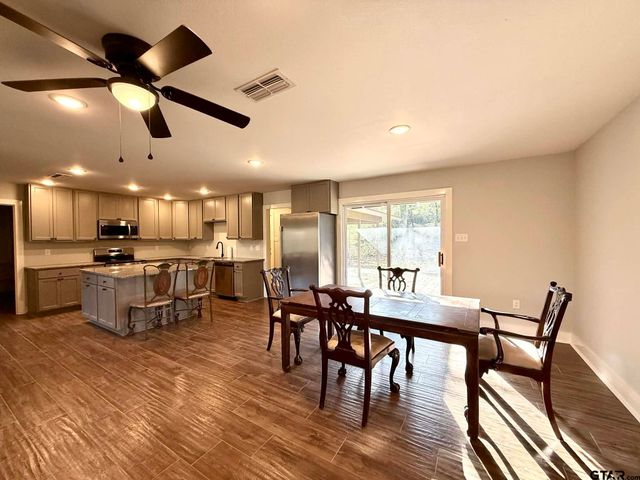 6258 Highway 37, Mineola, TX 75773