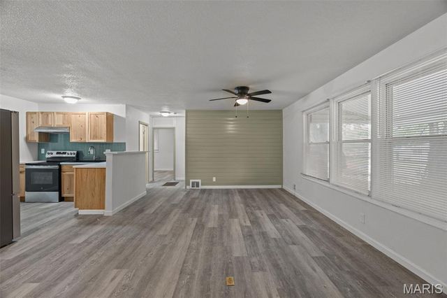 38 Westdell Drive, St Louis, MO 63136