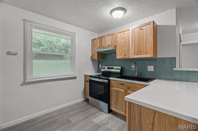 38 Westdell Drive, St Louis, MO 63136