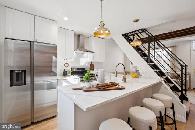 1804 WATERLOO ST, Philadelphia, PA 19122