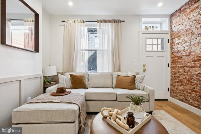 1804 WATERLOO ST, Philadelphia, PA 19122