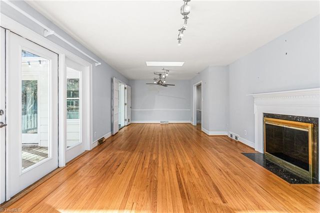 1222 Jefferson Road, Greensboro, NC 27410